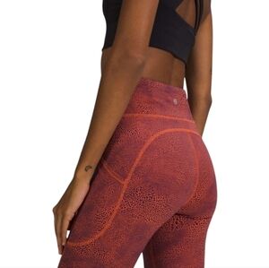 Lululemon Women's Invigorate Crop Athletic‎ Leggings Crackle Glaze Orange Size 4